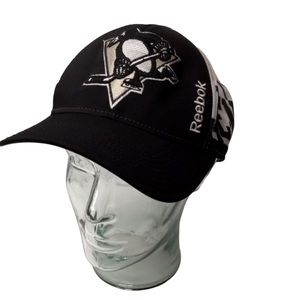 NHL REEBOK OS Pittsburg Penguins Hockey Snap Back Hat Mesh Sides Baseball Cap